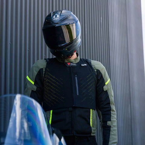 Diseño y vanguardia con el nuevo Smart Air de Dainese.